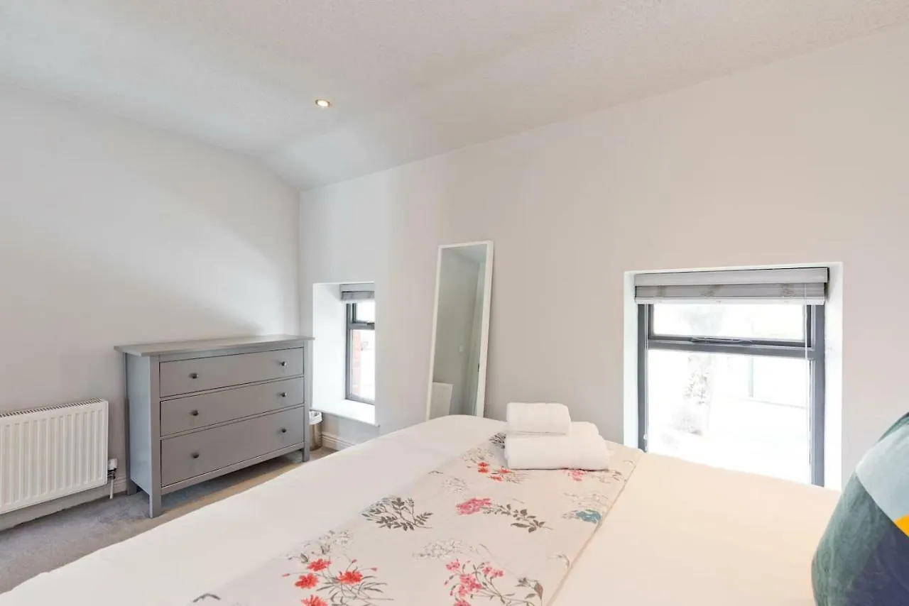 The Edge Suite - Hiphipstay Dublin 0*,  Irlanda
