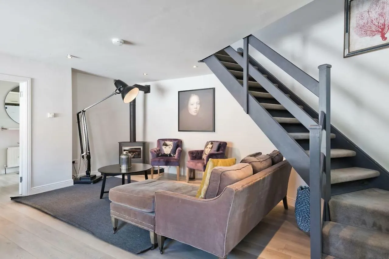 Casa de Férias The Edge Suite - Hiphipstay Dublin